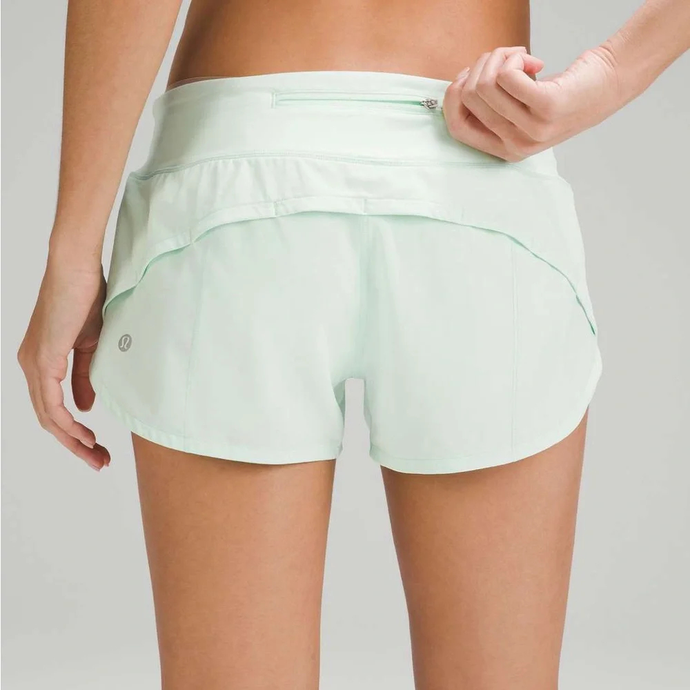 Lululemon Speed Up Low-Rise Lined Shorts 2.5" Size 14 - Picture 4 of 10